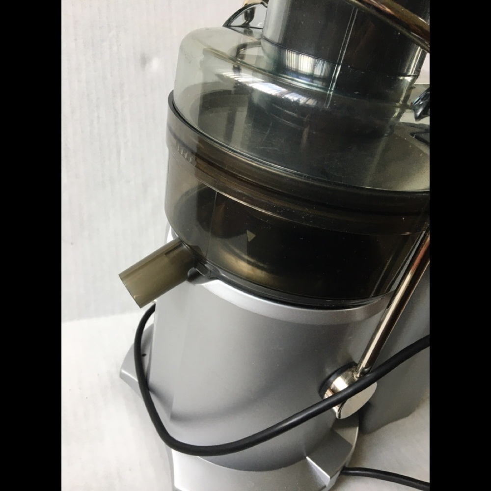 Breville Juice Fountain Plus Juicer - Picture 13 of 17